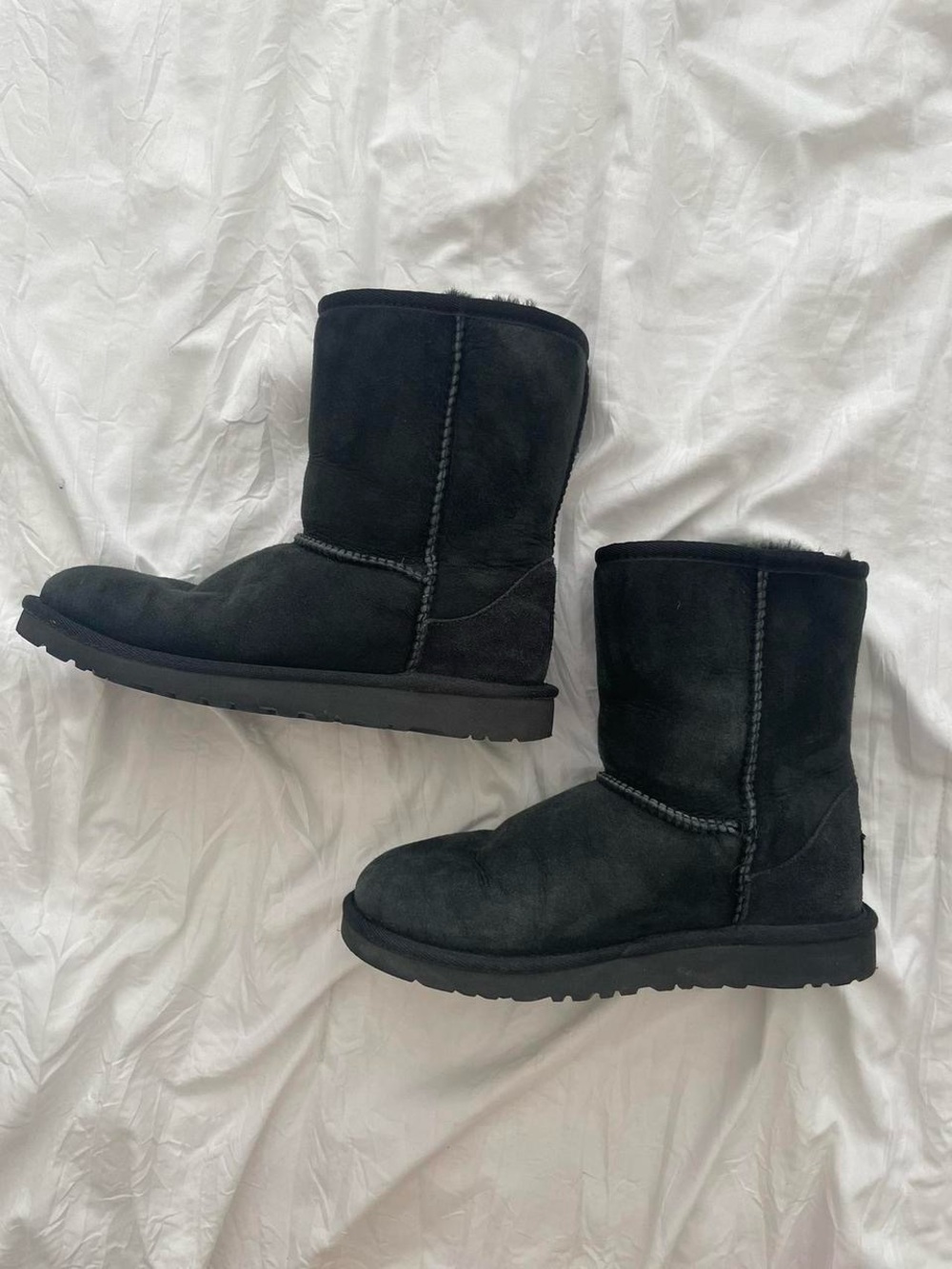 ugg black short classic shearling boots